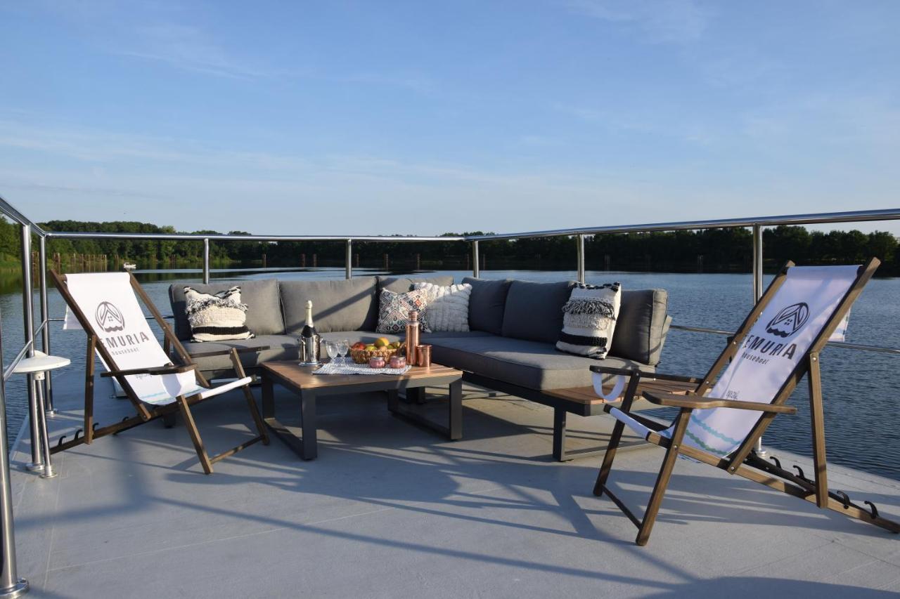 Lemuria Houseboat - Plywajacy Domek Na Wodzie วรอตซวาฟ ภายนอก รูปภาพ